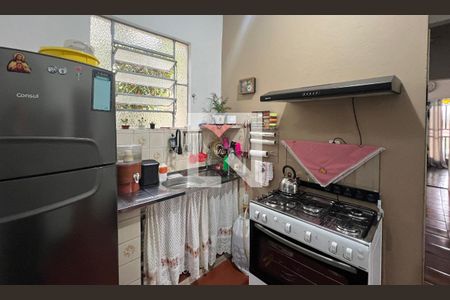 Casa à venda com 360m², 3 quartos e 3 vagas Casa à venda com 360m², 3 quartos e 3 vagasCozinha