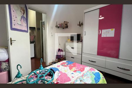 Casa à venda com 360m², 3 quartos e 3 vagas Casa à venda com 360m², 3 quartos e 3 vagasQuarto 3