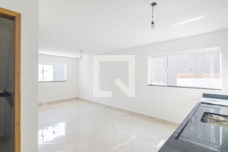 Casa à venda com 75m², 3 quartos e 2 vagasCozinha