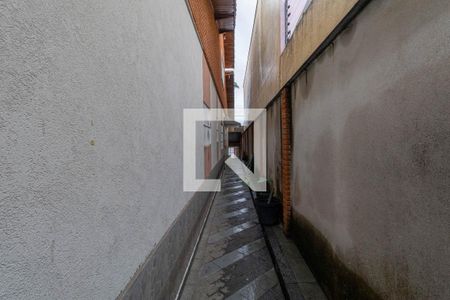 Casa à venda com 236m², 3 quartos e 2 vagas Casa à venda com 236m², 3 quartos e 2 vagasCorredor