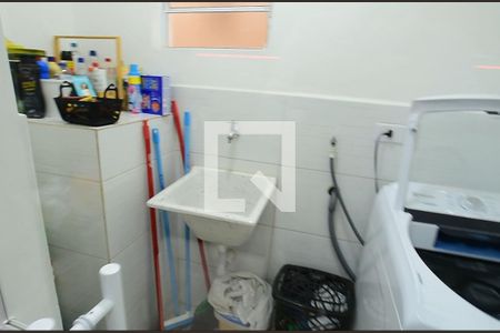 Casa à venda com 238m², 3 quartos e 4 vagas Casa à venda com 238m², 3 quartos e 4 vagasÁrea de Serviço