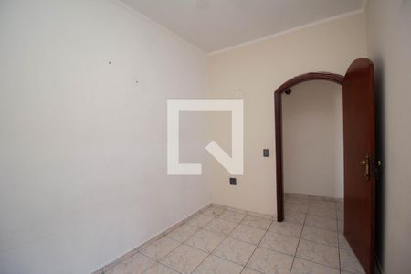 Casa à venda com 300m², 3 quartos e 4 vagas Casa à venda com 300m², 3 quartos e 4 vagasQuarto 4 - Suíte 2