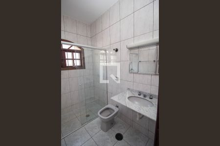 Casa à venda com 300m², 3 quartos e 4 vagas Casa à venda com 300m², 3 quartos e 4 vagasBanheiro da Suíte 1