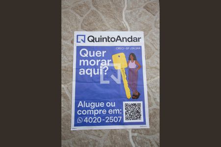 Casa à venda com 300m², 3 quartos e 4 vagas Casa à venda com 300m², 3 quartos e 4 vagasFachada - placa instalada