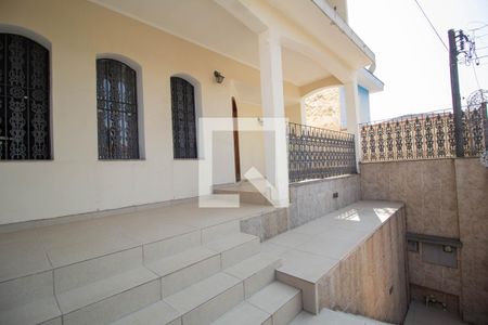 Casa à venda com 300m², 3 quartos e 4 vagas Casa à venda com 300m², 3 quartos e 4 vagasQuintal