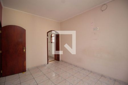 Casa à venda com 300m², 3 quartos e 4 vagas Casa à venda com 300m², 3 quartos e 4 vagasQuarto 3 - Suíte 1