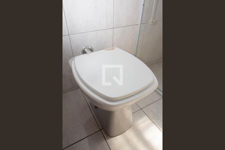 Casa à venda com 300m², 3 quartos e 4 vagas Casa à venda com 300m², 3 quartos e 4 vagasBanheiro Social