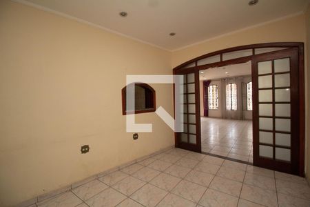 Casa à venda com 300m², 3 quartos e 4 vagas Casa à venda com 300m², 3 quartos e 4 vagasSala de Jantar