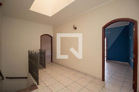 Casa à venda com 300m², 3 quartos e 4 vagas Casa à venda com 300m², 3 quartos e 4 vagasHall dos Quartos