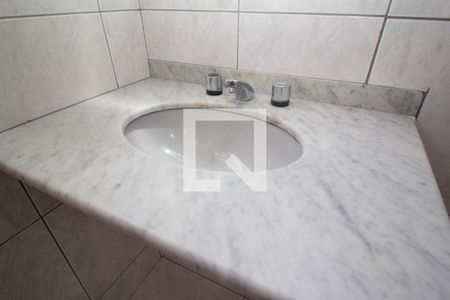 Casa à venda com 300m², 3 quartos e 4 vagas Casa à venda com 300m², 3 quartos e 4 vagasBanheiro da Suíte 2