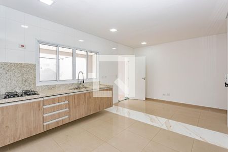 Casa à venda com 250m², 4 quartos e 6 vagas Casa à venda com 250m², 4 quartos e 6 vagasCozinha