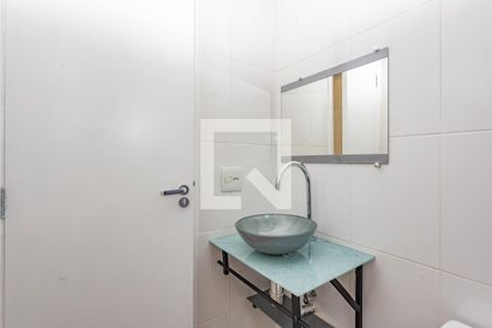 Casa à venda com 250m², 4 quartos e 6 vagas Casa à venda com 250m², 4 quartos e 6 vagasBanheiro Social