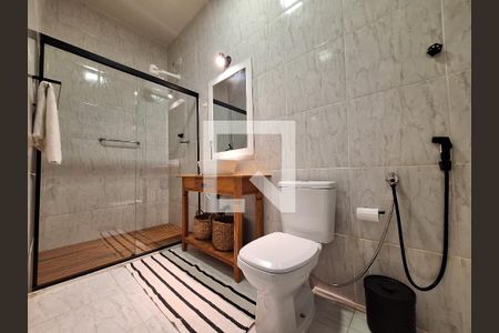 Apartamento para alugar com 51m², 1 quarto e sem vaga Apartamento para alugar com 51m², 1 quarto e sem vagaBanheiro da suíte