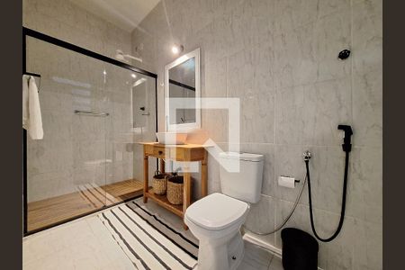 Apartamento para alugar com 51m², 1 quarto e sem vaga Apartamento para alugar com 51m², 1 quarto e sem vagaBanheiro da suíte