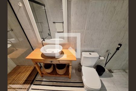 Banheiro da suíte de apartamento para alugar com 1 quarto, 51m² em Centro, Rio de Janeiro