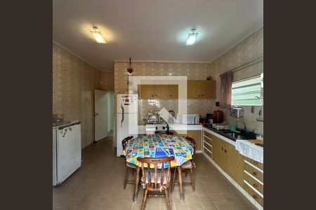 Casa à venda com 133m², 3 quartos e 2 vagasCozinha