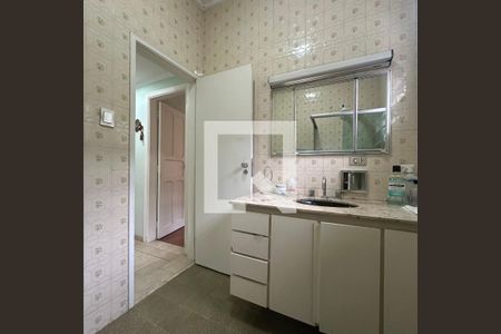 Casa à venda com 133m², 3 quartos e 2 vagasBanheiro