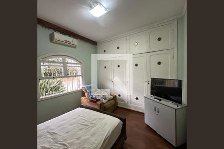 Casa à venda com 133m², 3 quartos e 2 vagasQuarto 1