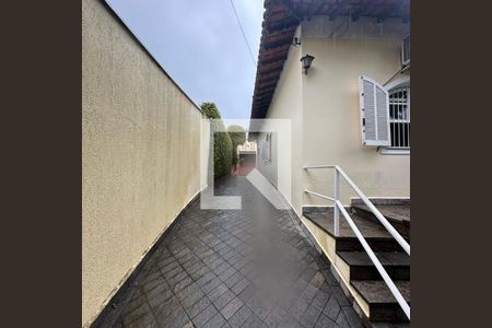 Casa à venda com 133m², 3 quartos e 2 vagasÁrea externa