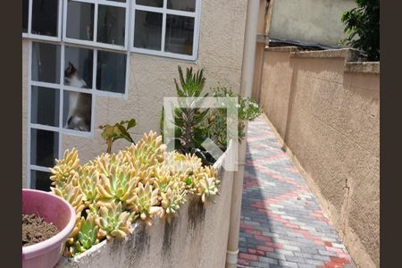 Apartamento à venda com 102m², 2 quartos e sem vaga