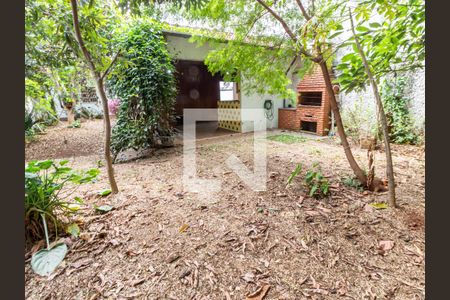 Casa à venda com 350m², 3 quartos e 4 vagasChurrasqueira e Jardim