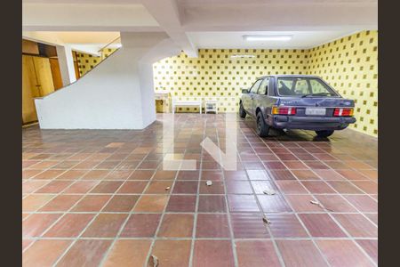 Casa à venda com 350m², 3 quartos e 4 vagasGaragem