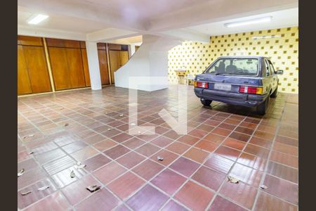 Casa à venda com 350m², 3 quartos e 4 vagasGaragem