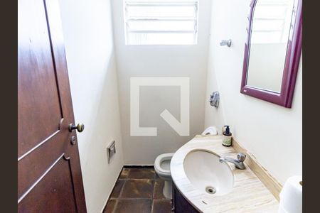 Casa à venda com 350m², 3 quartos e 4 vagasLavabo