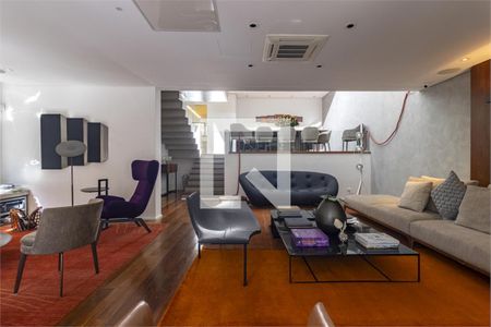 Casa à venda com 3 quartos, 350m² em Jardim Luzitania, São Paulo