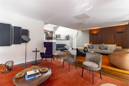 Casa à venda com 3 quartos, 350m² em Jardim Luzitania, São Paulo