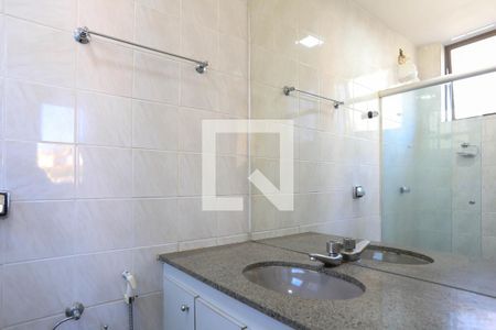Apartamento para alugar com 110m², 3 quartos e 3 vagasBanheiro da Suíte