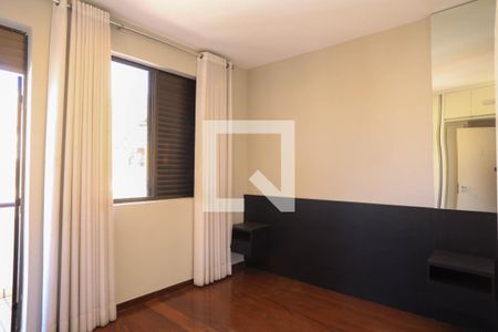 Suíte de apartamento para alugar com 3 quartos, 110m² em Santo Antônio, Belo Horizonte