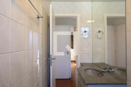 Apartamento para alugar com 110m², 3 quartos e 3 vagasBanheiro
