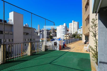 Apartamento para alugar com 110m², 3 quartos e 3 vagasÁrea comum - Playground