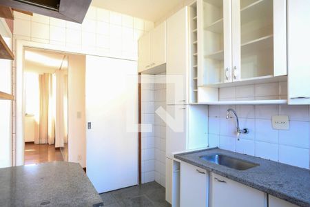 Apartamento para alugar com 110m², 3 quartos e 3 vagasCozinha