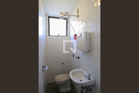 Apartamento para alugar com 110m², 3 quartos e 3 vagasBanheiro de serviço