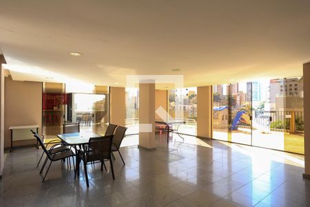 Apartamento para alugar com 110m², 3 quartos e 3 vagasÁrea comum - Salão de festas