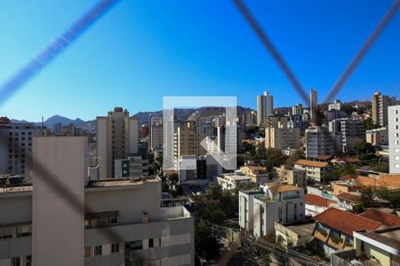 Vista da Sala de apartamento para alugar com 3 quartos, 110m² em Santo Antônio, Belo Horizonte