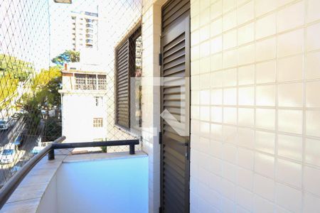 Varanda de apartamento para alugar com 3 quartos, 110m² em Santo Antônio, Belo Horizonte