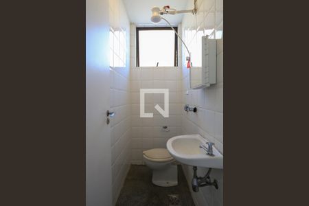 Apartamento para alugar com 110m², 3 quartos e 3 vagasBanheiro de serviço