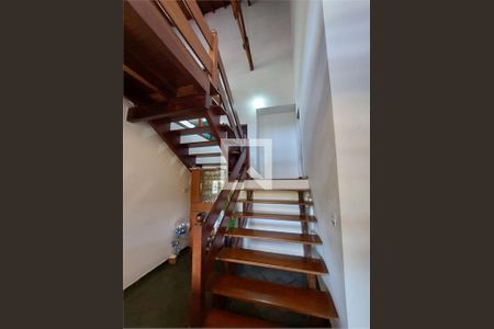 Casa à venda com 4 quartos, 326m² em City América, São Paulo