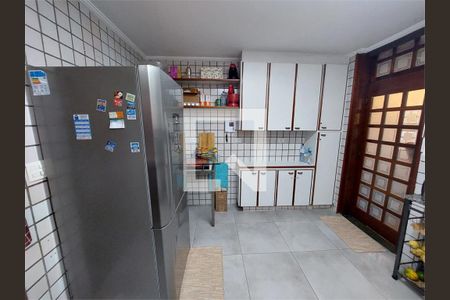 Casa à venda com 4 quartos, 326m² em City América, São Paulo