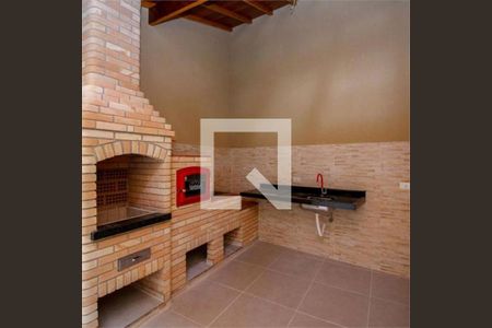 Casa à venda com 3 quartos, 200m² em Parque Sao Domingos, São Paulo