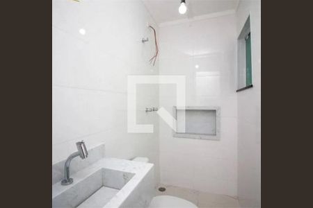 Casa à venda com 3 quartos, 200m² em Parque Sao Domingos, São Paulo