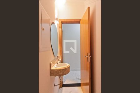 Lavabo de casa à venda com 3 quartos, 120m² em Parque Sao Domingos, São Paulo