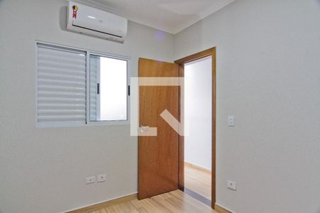 Quarto 1 de casa à venda com 3 quartos, 120m² em Parque Sao Domingos, São Paulo