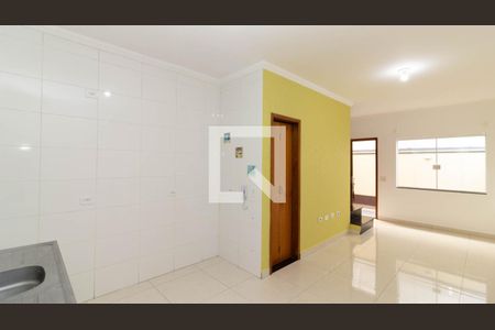 Cozinha de casa de condomínio para alugar com 2 quartos, 67m² em Vila Buenos Aires, São Paulo