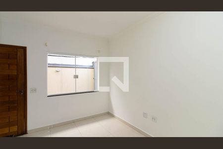Sala de casa de condomínio para alugar com 2 quartos, 67m² em Vila Buenos Aires, São Paulo