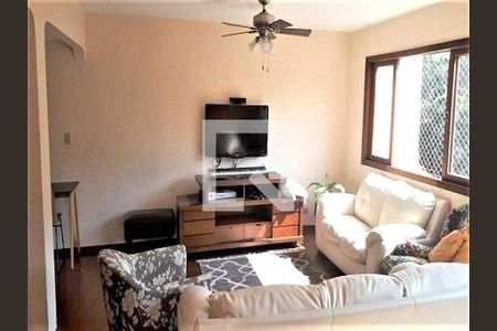 Casa à venda com 4 quartos, 205m² em Jardim das Vertentes, São Paulo