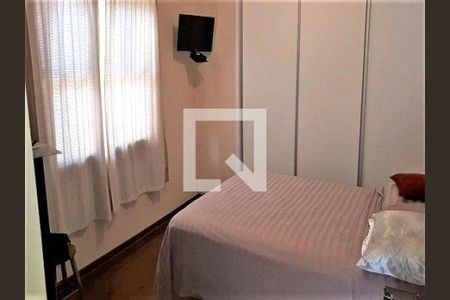 Casa à venda com 205m², 4 quartos e 2 vagas